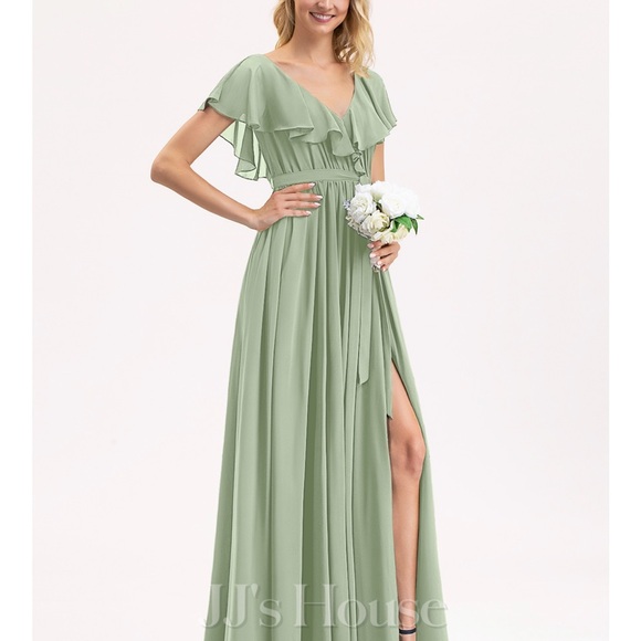 Elegant Bridesmaid Green Maxi Dress - Picture 4 of 4